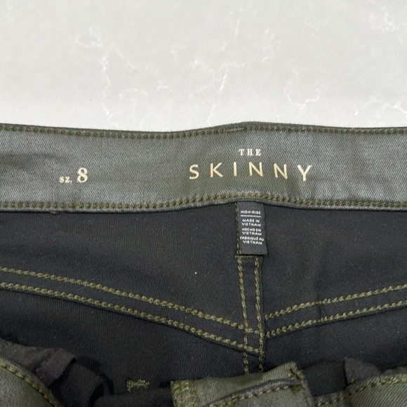 WHBM Size 8 High Rise Coated Skinny Jean Hunter Green - Picture 2 of 8